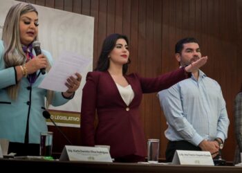 Infraestructura, justicia y esperanza: SEMujeres rinde cuentas ante el Congreso del Estado de Sinaloa