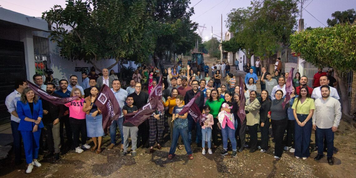 Juan de Dios Gámez inicia dos nuevas obras de pavimentación; “es un presidente municipal de hechos, no palabras”