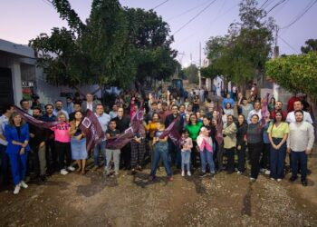 Juan de Dios Gámez inicia dos nuevas obras de pavimentación; “es un presidente municipal de hechos, no palabras”