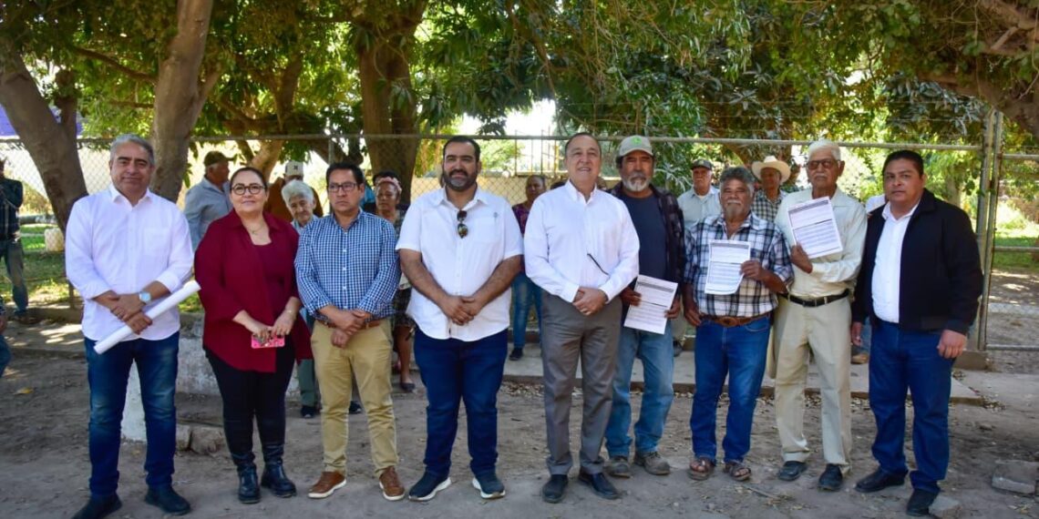 “La gente está muy contenta con la visita del Alcalde Antonio Menéndez y las obras que trae a la zona rural”: Chuyita Castro