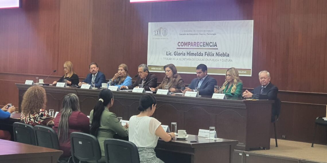 Acompaña la UAS comparecencia de la Secretaria de Educación, Gloria Himelda Félix en el marco del 4to Informe de Gobierno de Sinaloa