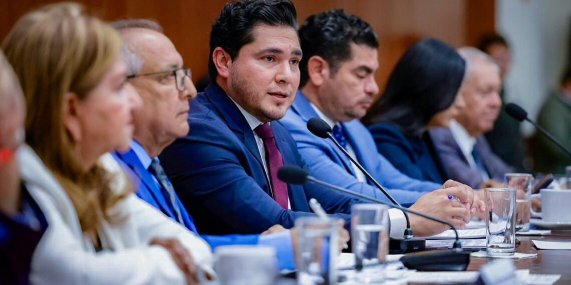 Las finanzas del gobierno de Rocha se han manejado con responsabilidad, honestidad y sentido social: Landeros Guicho