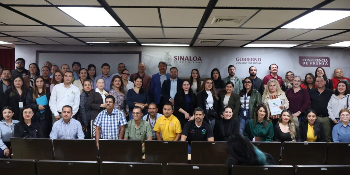 Gobierno del Estado fortalece la eficiencia a los servidores públicos a través de capacitación en la Metodología de las 6’s