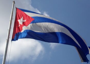 Cuba afirma que no cederá “ante la amenaza” de Estados Unidos