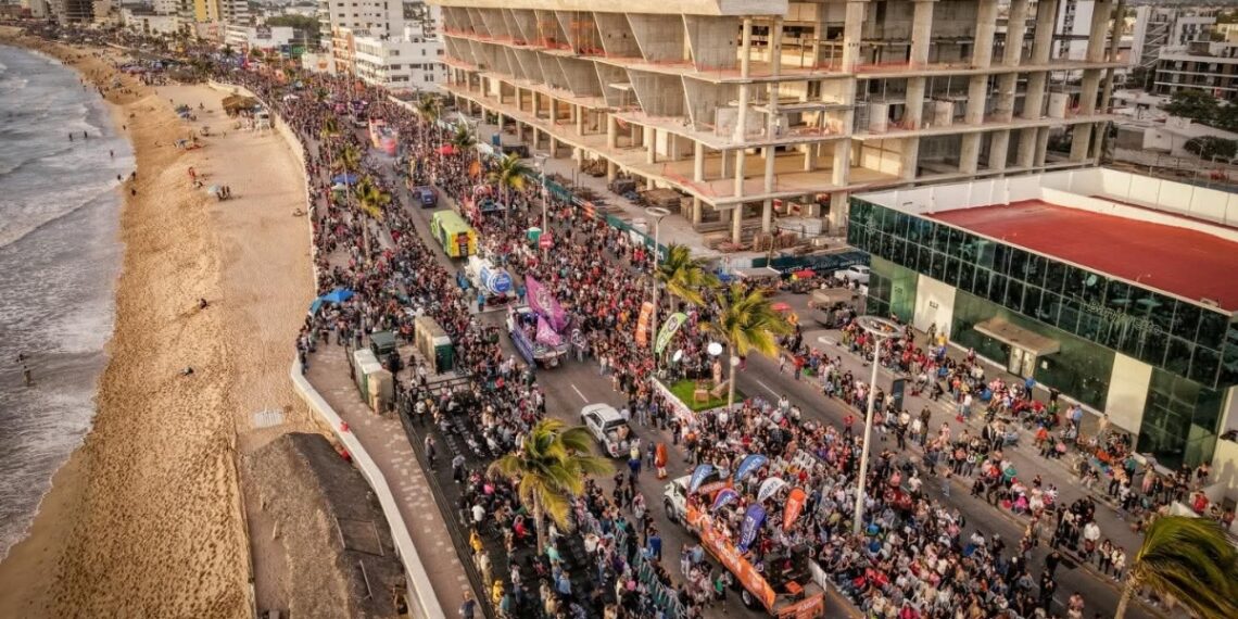 Carnavales impulsan economía de Sinaloa con más de 1,339 mdp y 866 mil asistentes