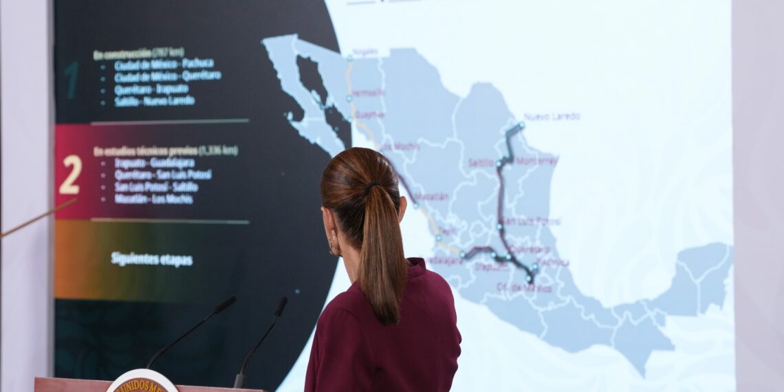 “Vamos muy bien en los Trenes del Norte”: Presidenta Claudia Sheinbaum destaca colaboración de la población para liberación de más de 24 millones de m2 de derecho de vía