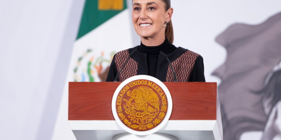 Llegada de 98.2 millones de visitantes internacionales a México en 2025 es resultado de la grandeza cultural y la transformación del país: Presidenta Claudia Sheinbaum