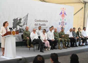 Presidenta Claudia Sheinbaum destaca que 2025 fue el año más bajo en pobreza laboral en dos décadas