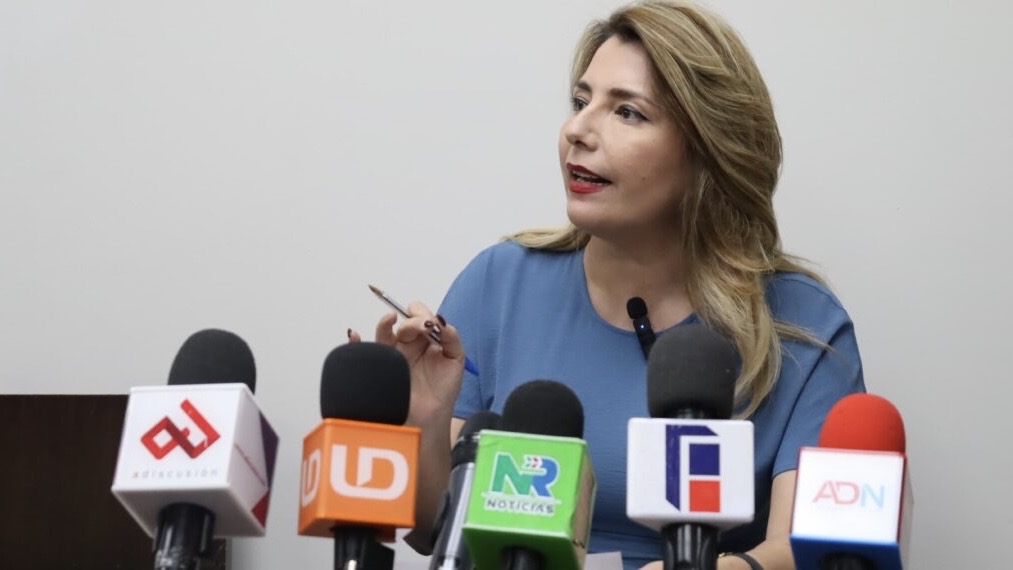Reforma electoral, un paso más hacia la dictadura, advierte Roxana Rubio