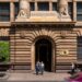 Banxico pausa recortes y mantiene tasa en 7.0% ante presiones inflacionarias