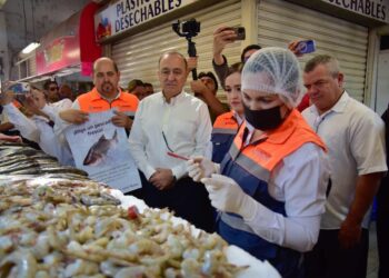 Supervisan higiene y calidad en el Mercado San Francisco