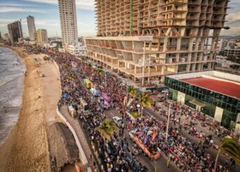 Carnavales de Sinaloa generan más de mil 339 millones de pesos y atraen a 866 mil asistentes