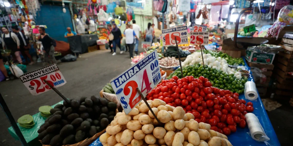 Inflación en México se acelara al 3.79% en enero