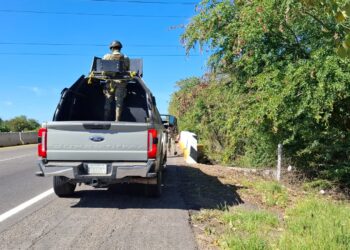 Localizan a hombre asesinado a balazos junto a la autopista Benito Juárez en Navolato
