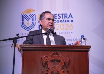 El Rector Jesús Madueña pone en marcha la XX Muestra Profesiográfica UAS 2026: “Tu futuro profesional brillante”, mostrando de joven a joven la extensa oferta educativa de la Casa Rosalina