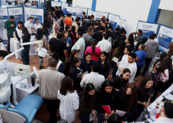 ¡Experiencias que orientan! Destacan estudiantes de bachillerato la XX Muestra Profesiográfica 2026 como clave para su futuro en la UAS