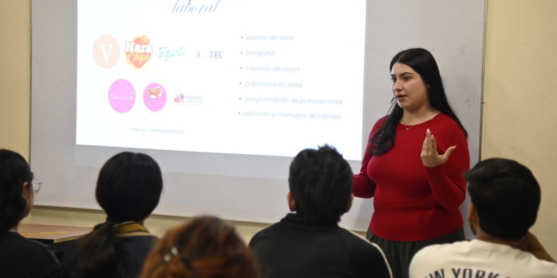 ¡Del talento al emprendimiento! Estudiantes de la Escuela de Diseño y Artes Visuales de la UAS aprenden a monetizar su creatividad en redes sociales