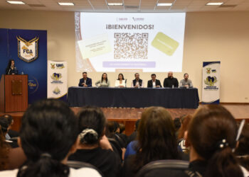 La UAS y COEPRISS capacitan a locatarios escolares en higiene y manejo de alimentos, a través del programa “Vive Saludable, Vive Feliz”