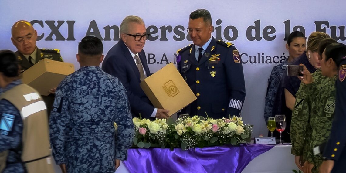 Fuerza Aérea Mexicana refrenda su compromiso y lealtad con la patria, en su CXI aniversario de creación