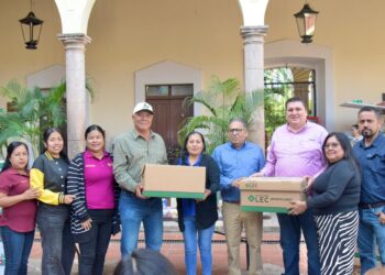 Entregan apoyos a escuelas de Educación Inicial Indígena en El Fuerte
