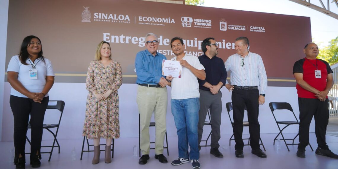 Concluye entrega del programa “Nuestro Tianguis” en apoyo a 1,200 tianguistas sinaloenses