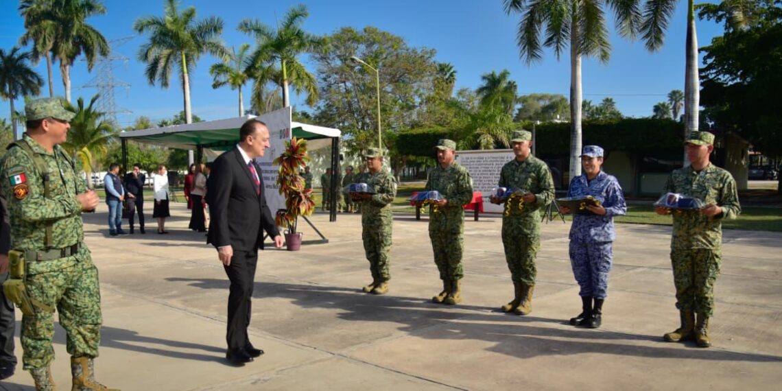 Ejército Mexicano entrega reconocimientos y destaca coordinación con autoridades