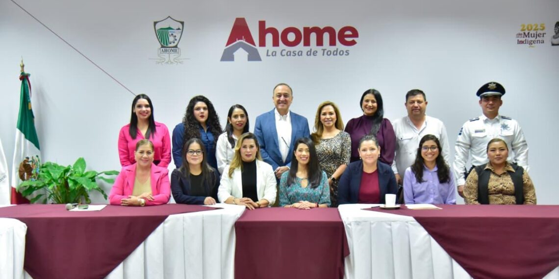 Alcalde Antonio Menéndez toma protesta a nuevos integrantes del Comité de Ética del Ayuntamiento