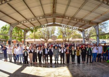 Niñas y niños del ejido 20 de Noviembre Nuevo honran a la Bandera y muestran el orgullo de vivir en “Ahome, la casa de Todos”