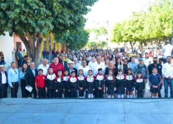 Gobierno de El Fuerte conmemora el Día de la Bandera Nacional