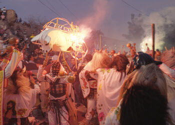 Arrancan los “contis” yoremes en El Fuerte; tradición ancestral atrae a miles de visitantes