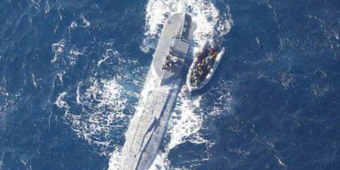 EE.UU. y Colombia detienen submarino con 10 toneladas de cocaína y arrestan cuatro personas