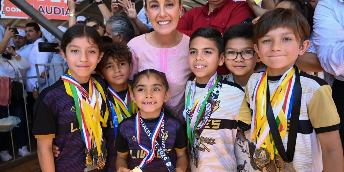 En Culiacán, Sinaloa, Presidenta Claudia Sheinbaum da banderazo de salida a la construcción del Hospital Regional de Especialidades del IMSS en beneficio de 762 mil 155 derechohabientes