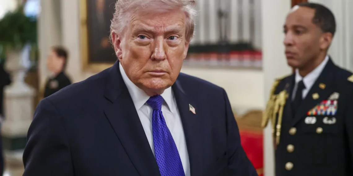 Trump, maravillado por operación en Irán, pide no preocuparse por el después