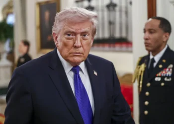 Trump, maravillado por operación en Irán, pide no preocuparse por el después