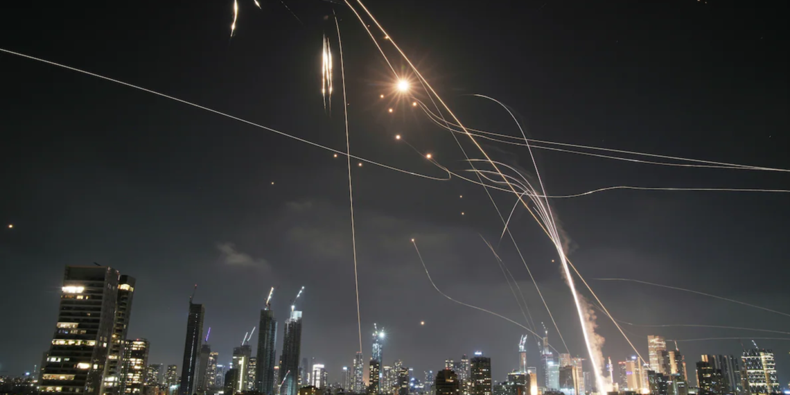 Precio del petróleo se dispara de nuevo por la guerra en Irán; sacude bolsas globales