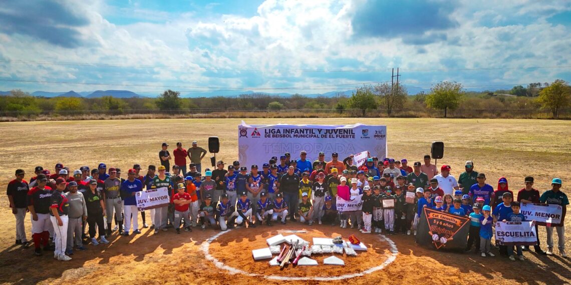 Inauguran Liga Infantil y Juvenil de Béisbol de El Fuerte temporada 2026