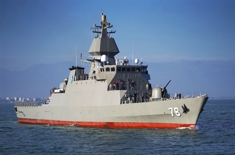 Submarino de Estados Unidos hunde barco de Irán en el océano Índico