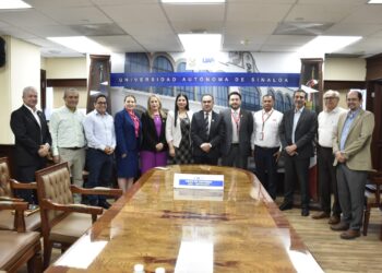 El Rector Jesús Madueña y el INFONAVIT firman convenio de regularización, para garantizar el derecho a la vivienda de los trabajadores universitarios