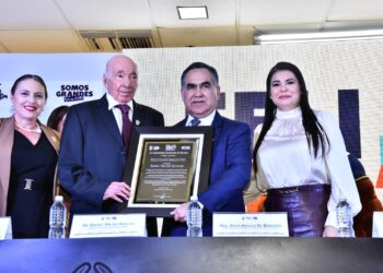 Inaugura el Rector Jesús Madueña la FeliUAS 2026, con emotivo homenaje al Dr. Rafael Valdez Aguilar; estrecha lazos académicos y culturales con la Universidad Veracruzana