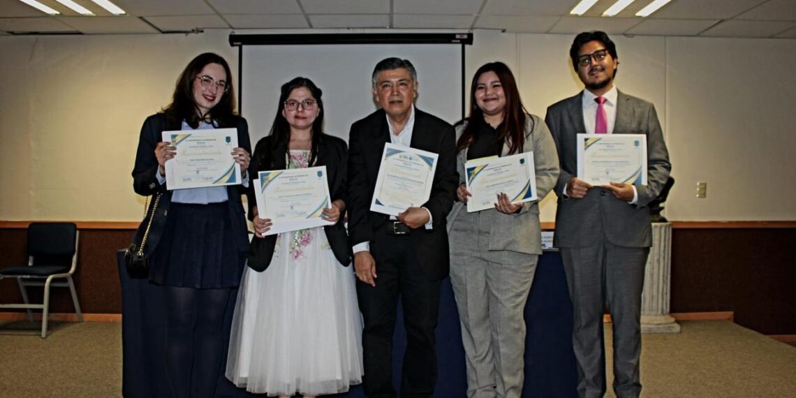 ¡Valentía y pensamiento crítico! Egresa la generación 2021-2026 de la Licenciatura en Filosofía de la UAS, comprometida con la mirada reflexiva