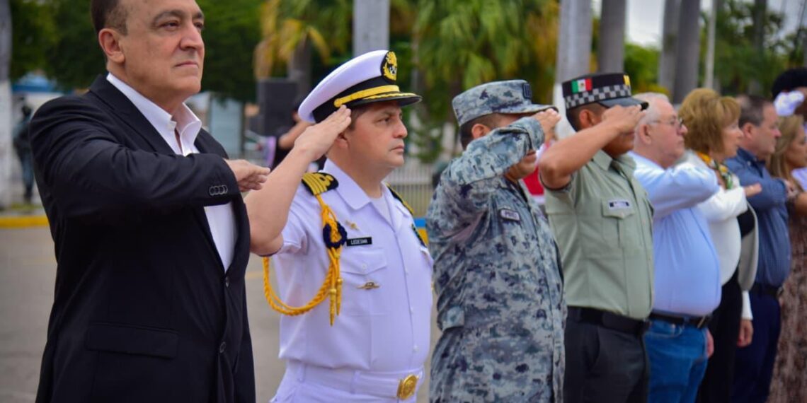Rinden homenaje a Josefa Ortiz de Domínguez en acto cívico por su aniversario luctuoso