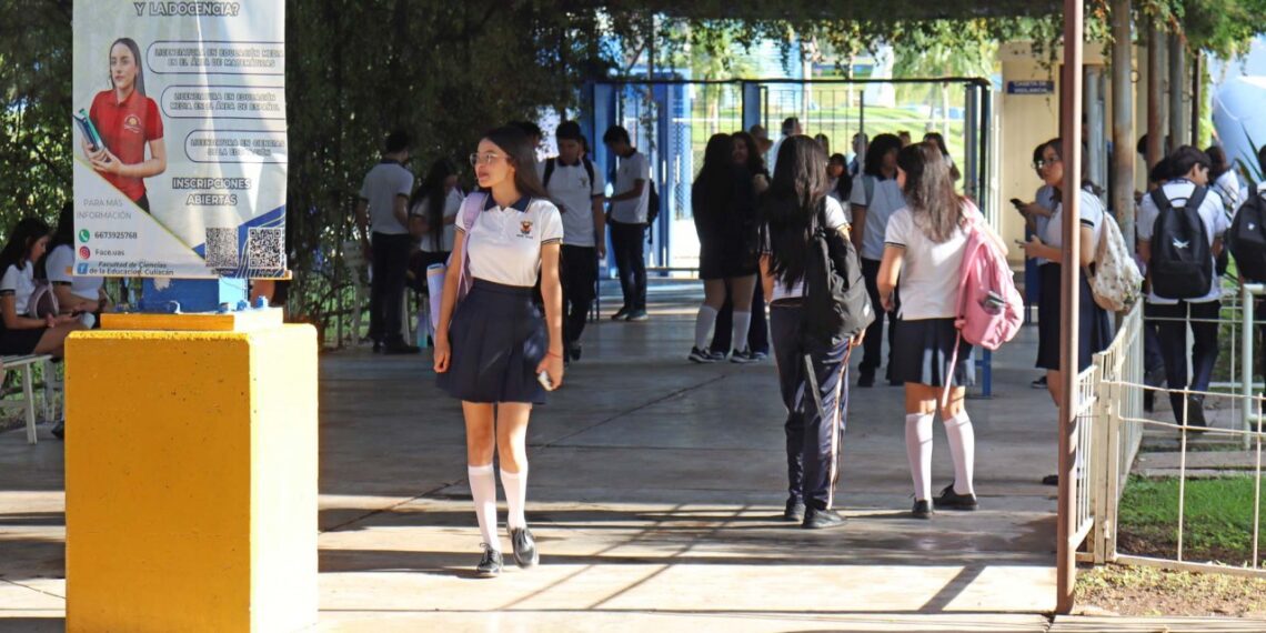 Avanza con éxito proceso de admisión en la UAS, con cerca de 19 mil fichas asignadas en bachillerato; llaman a concluir trámites de preinscripción