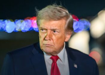 “Vayan por su propio petróleo”: Trump exige a países aliados reabrir el Estrecho de Ormuz