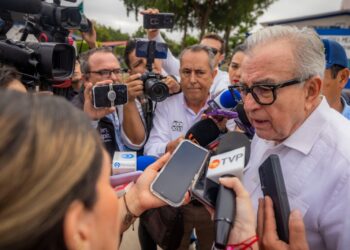 Gobierno del Estado ya trabaja para establecer los 20 nuevos planteles de bachillerato: Rocha Moya