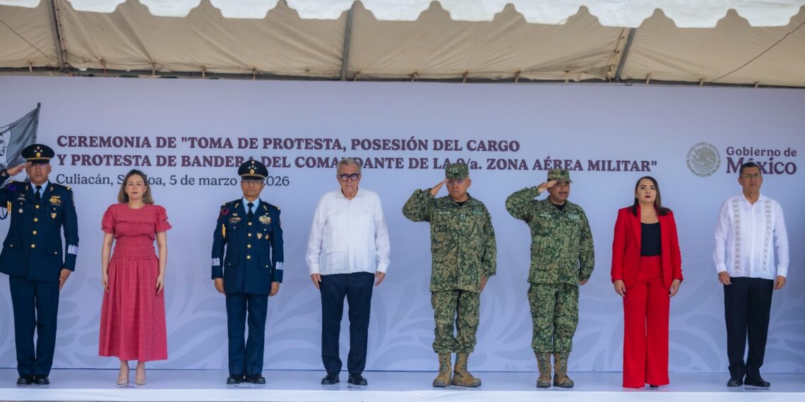 Asiste el gobernador Rocha Moya a la instalación de la Novena Zona Aérea Militar en Culiacán
