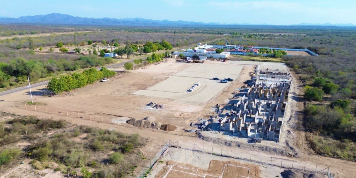 Avanza construcción de 208 Viviendas del Bienestar en El Fuerte