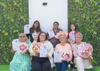 Gobierno de El Fuerte reconoce a mujeres que honran nuestra tierra