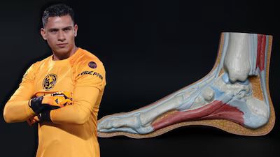 Joven roba moto para realizar arrancones y su padre lo agarra a cinturonazos