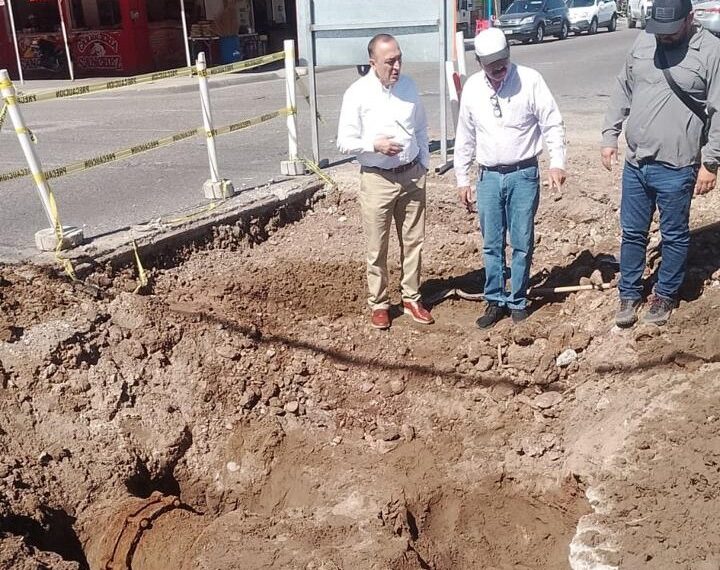 Supervisa Antonio Menéndez puntos de baches en la ciudad e instruye repararlos a la brevedad