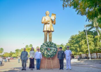 Autoridades y ciudadanos conmemoran el 88 aniversario de la Expropiación Petrolera Mexicana